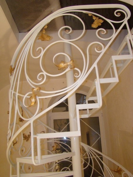 Лестница и Перила