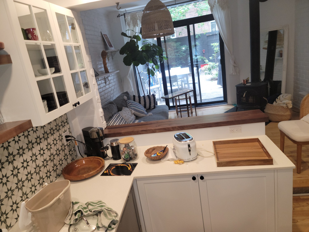 TWO TONE MODERN KITCHEN 1
