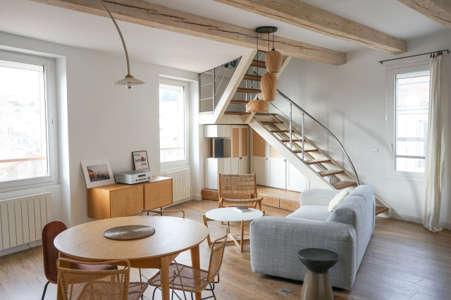 VAUBAN contemporary-living-room