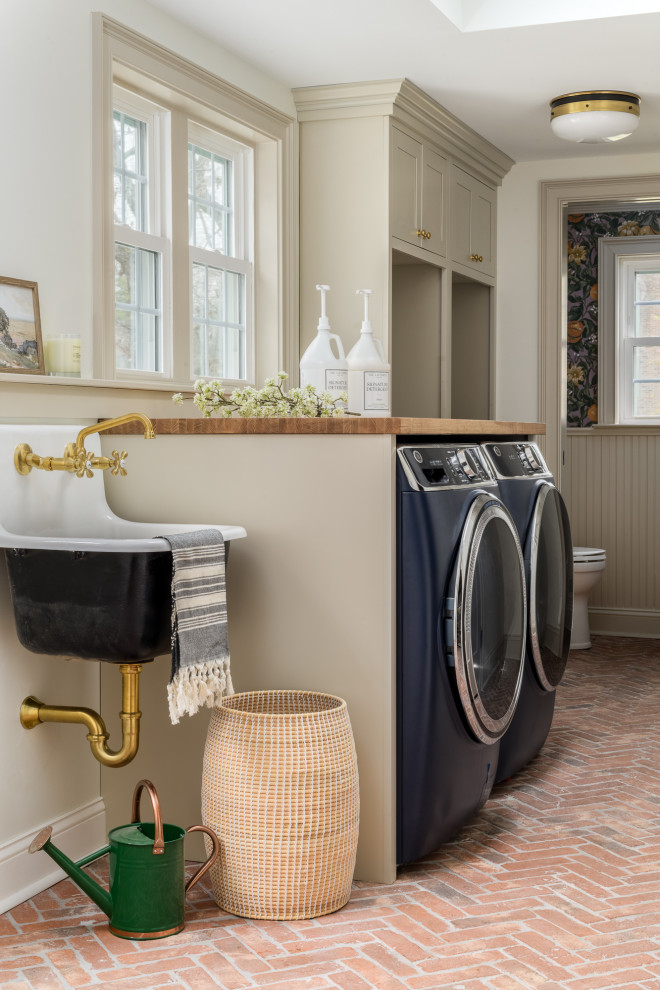 Inspiration for a timeless laundry room remodel in Philadelphia