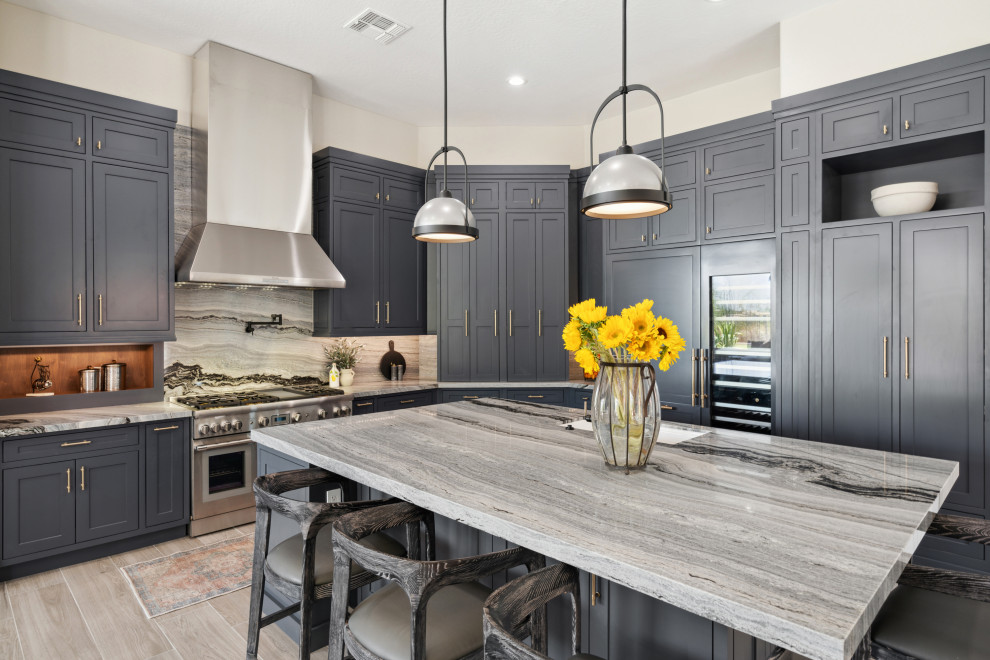Example of a transitional kitchen design in Phoenix