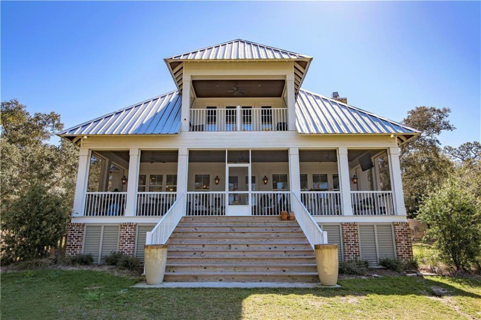 Bay La Launch Cottage