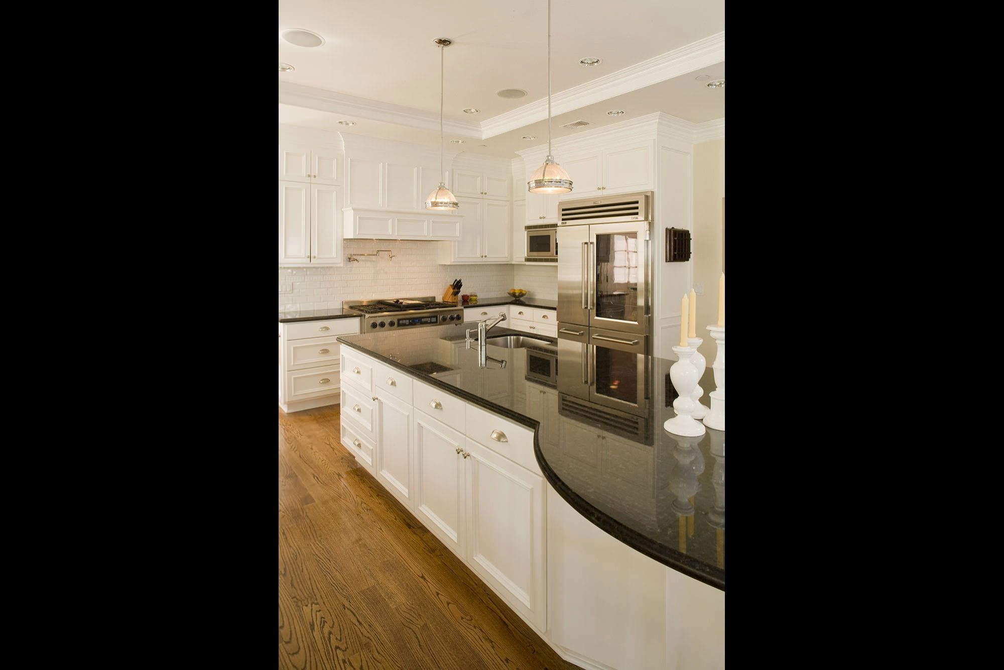 Custom Home in Toluca Lake