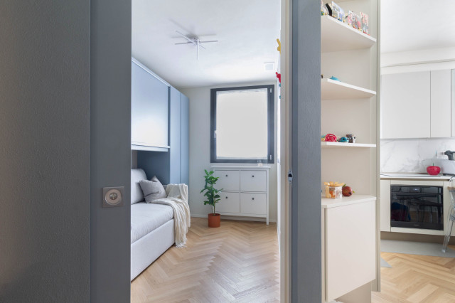 Compact CHIC contemporary-sovrum