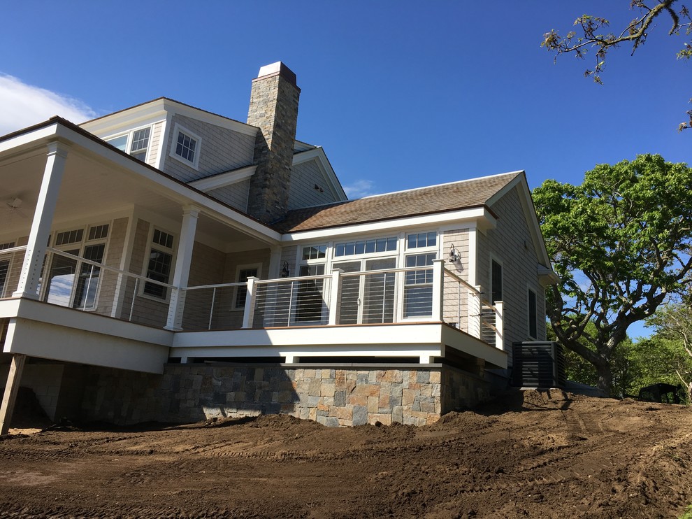 Transitional home design photo in Boston
