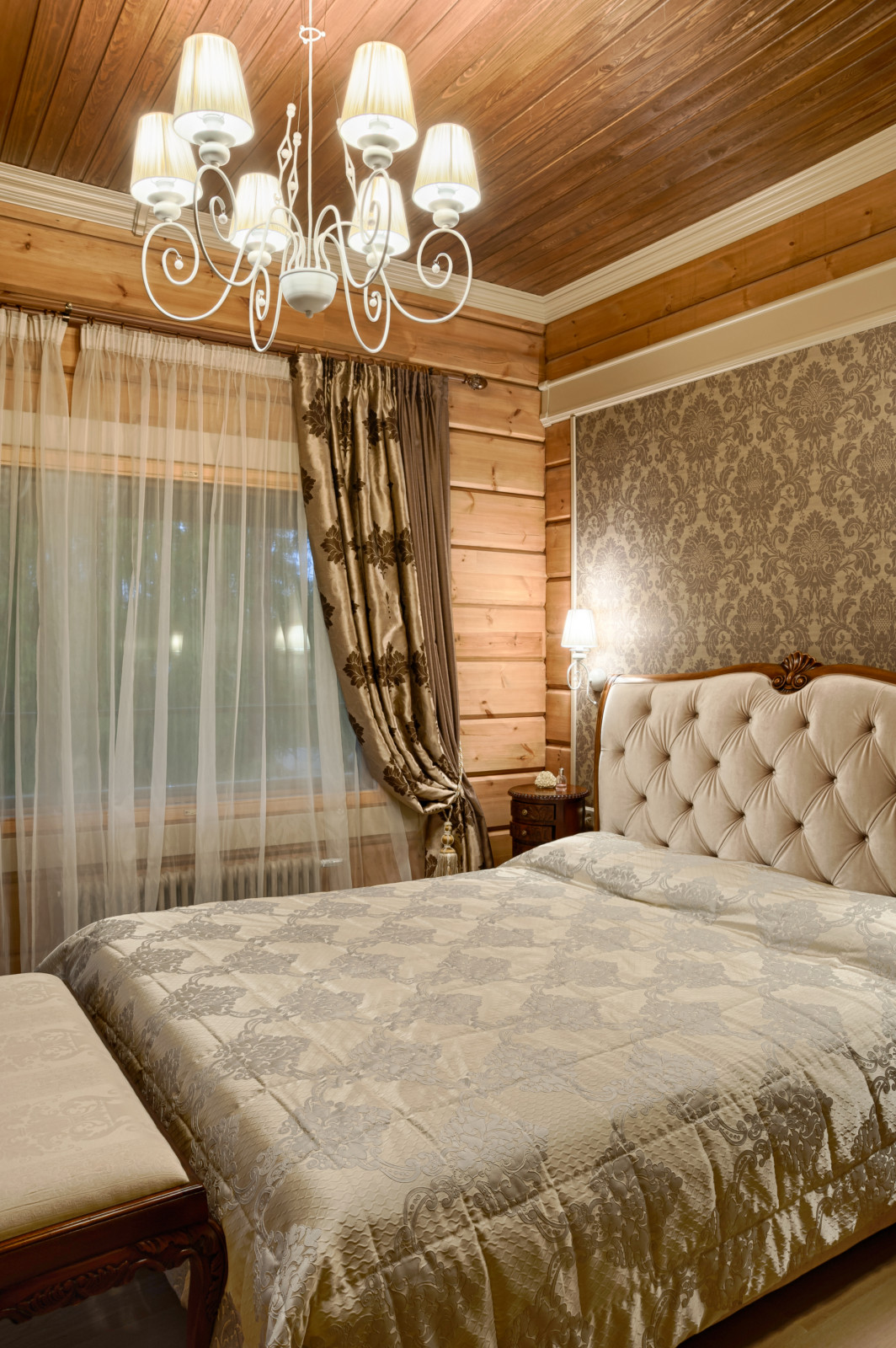 Дом у Медного озера