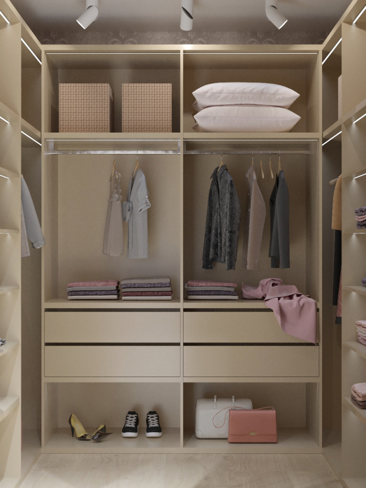 Маленькая спальня с гардеробной комнатой