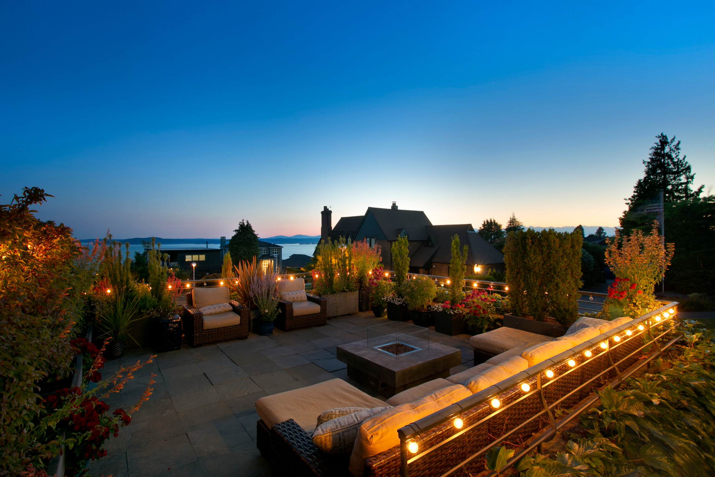 Custom Executive Home - Magnolia