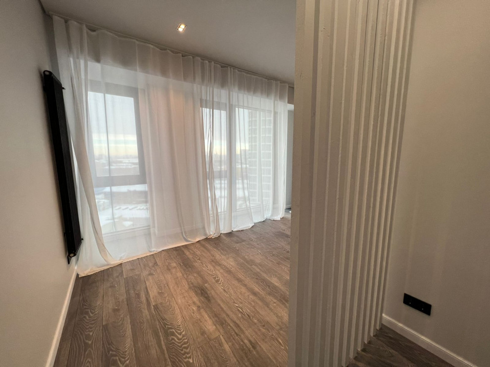 Квартира на продажу в серых оттенках.