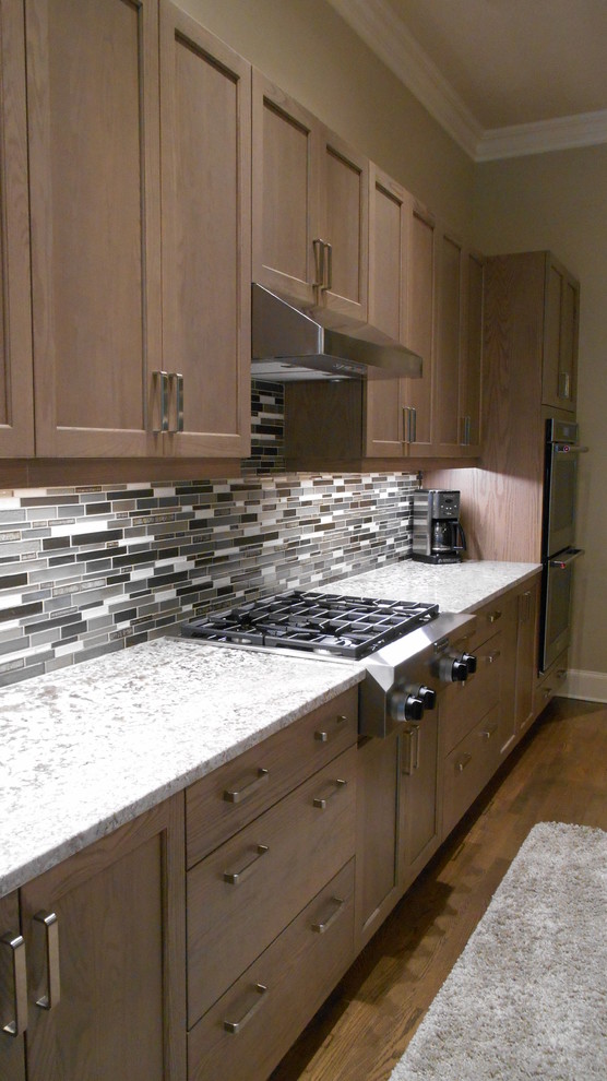 Inspiration for a transitional kitchen remodel in Dallas