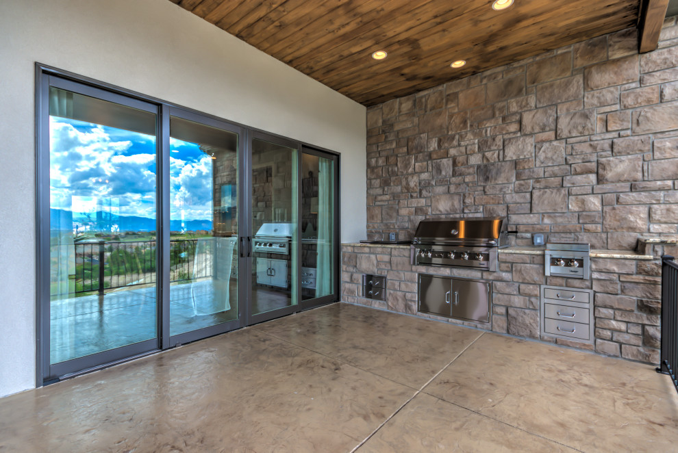 Home design - transitional home design idea in Denver