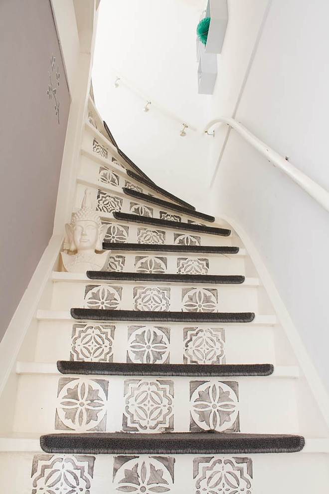 This is an example of an eclectic staircase in Amsterdam.