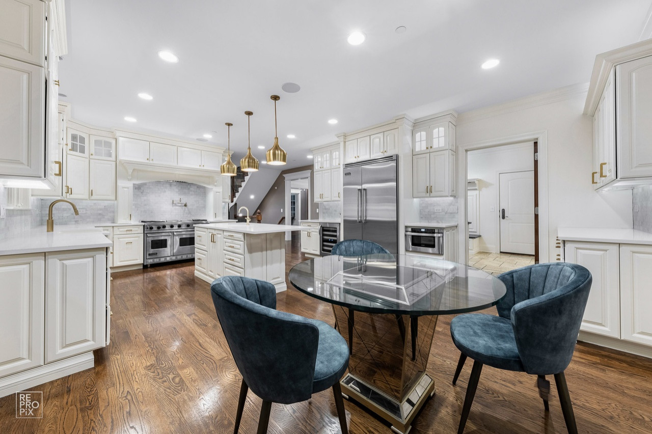 Hinsdale Estate