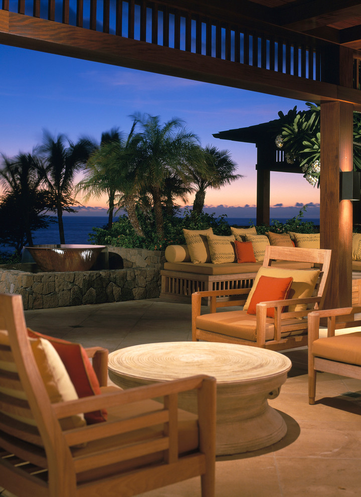 Kona Classic Tropical Patio Hawaii by Strata Landscape Architecture