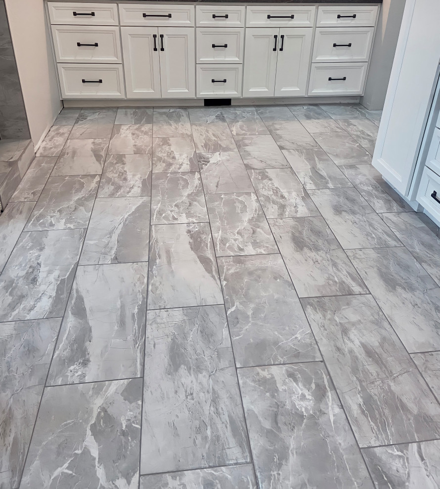Canby, Oregon - Masterbath