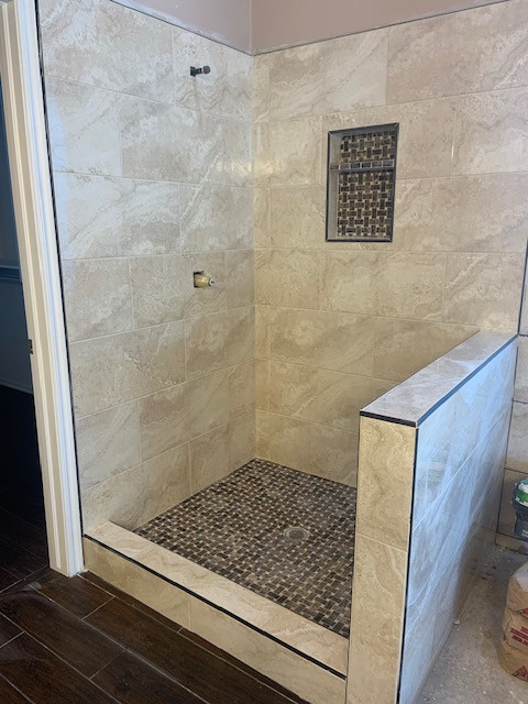Tile & Flooring