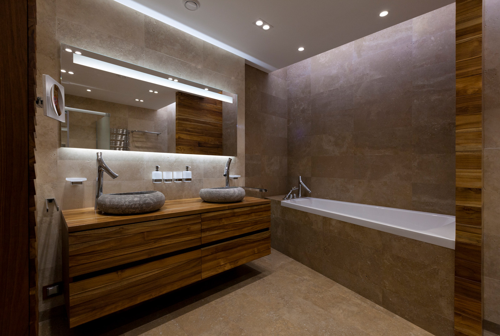 Квартира в Москве "Шалфей и тик"