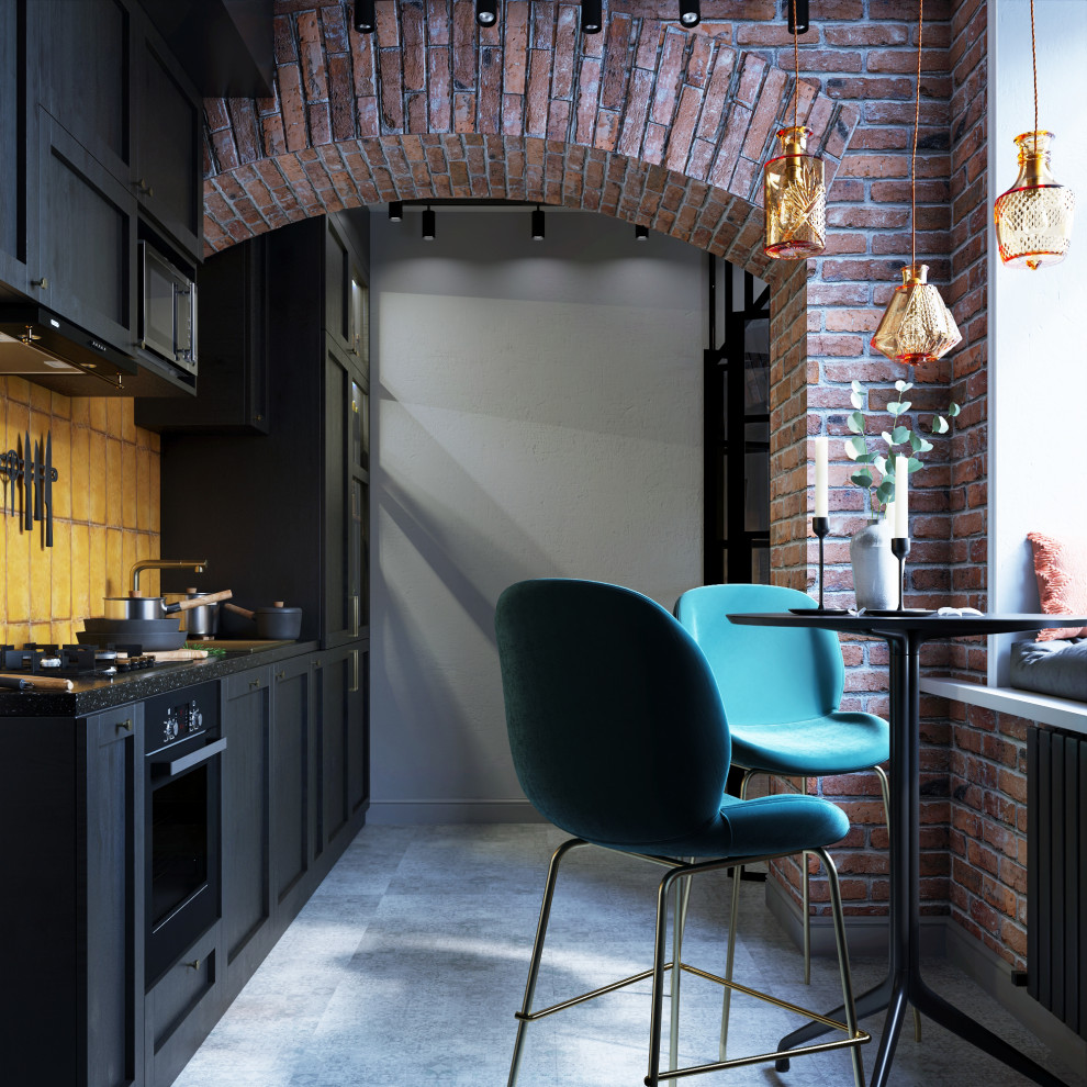 Трехкомнатная квартира в центре Санкт-Петербурга