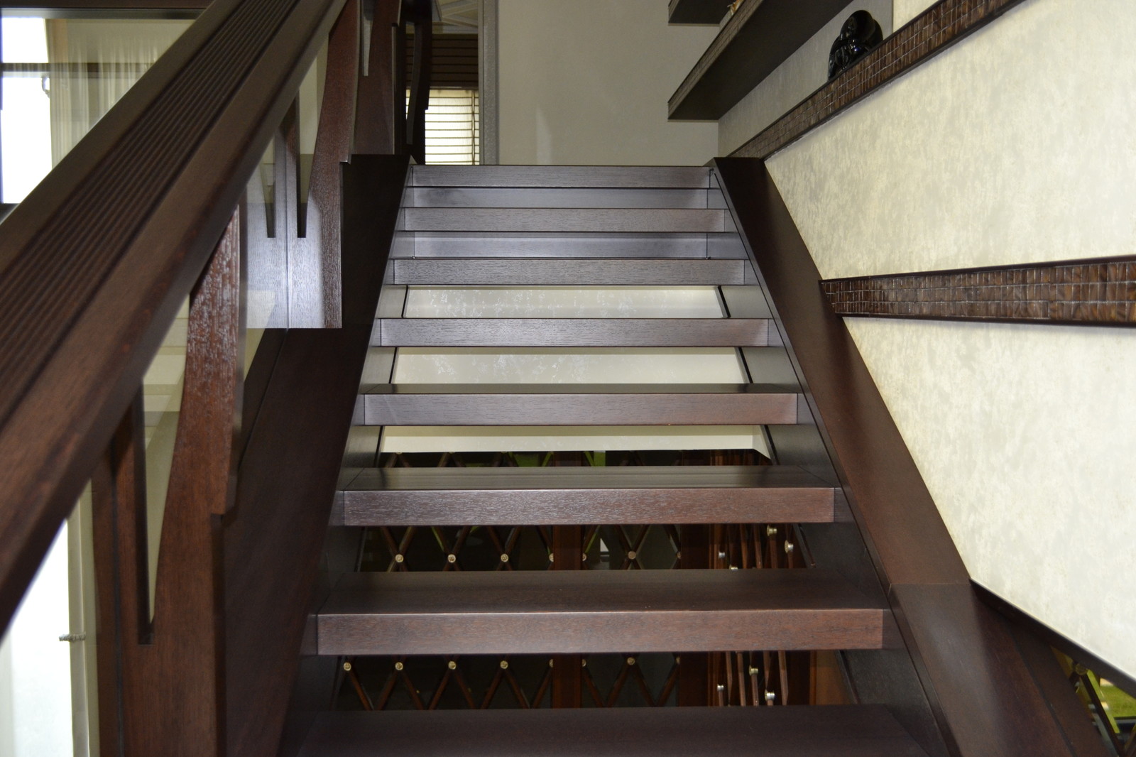 Мебель и предметы интерьера, выполненные по моим эскизам совместно с фабриками