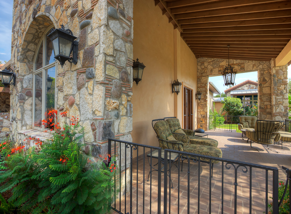 Mexican Influenced Home Near Austin, Texas