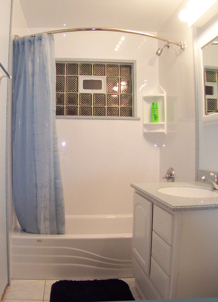 BATHROOM REMOLDING