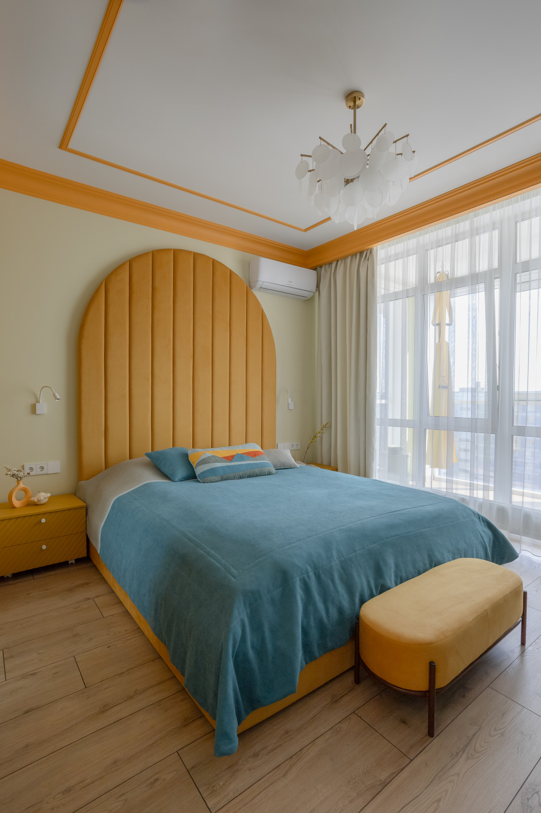 Реализованный проект яркой квартиры в ЖК "Мичурин"