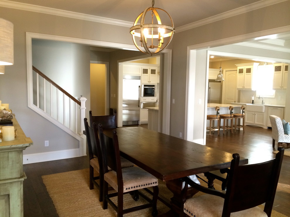 Inspiration for a timeless dining room remodel in Birmingham