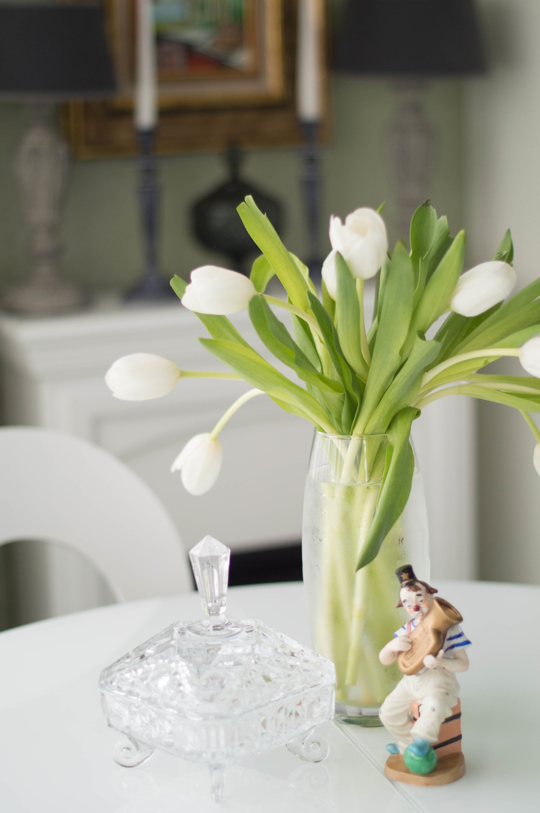 Кухня с камином