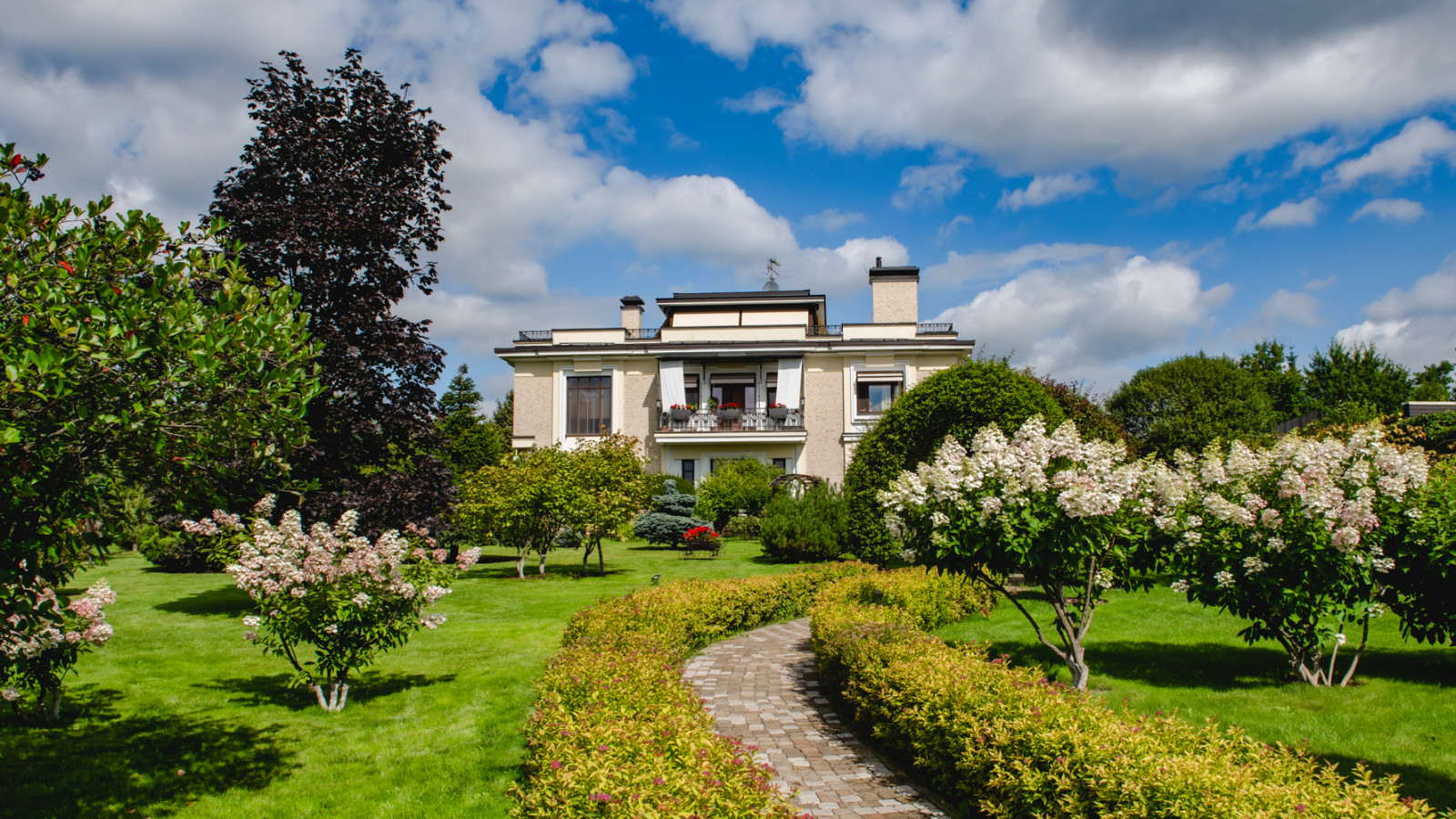 Фасадные маркизы Weinor