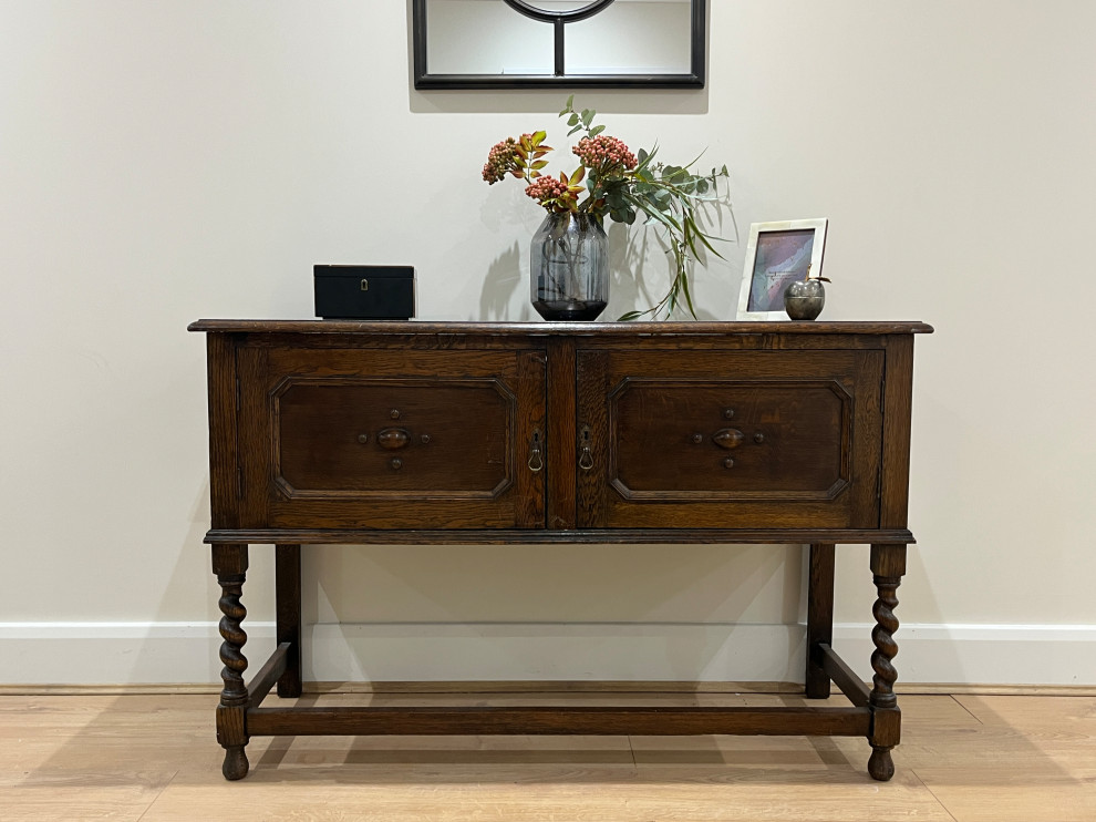 Sevenoaks Home Staging Mixing Old & New