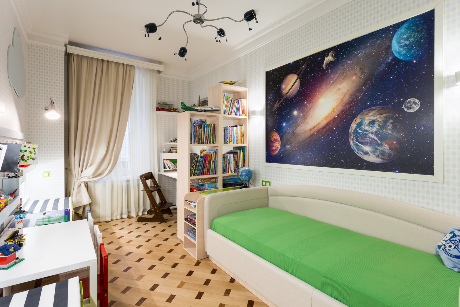 Зелёная детская комната