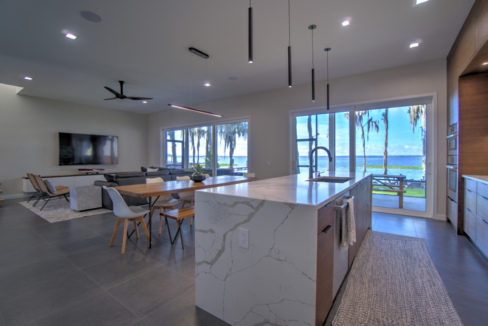 Custom Home - Lake Santa Fe, FL