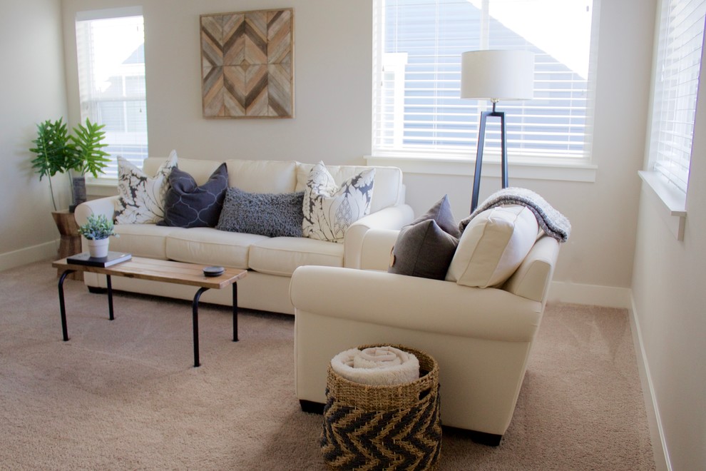 Home design - transitional home design idea