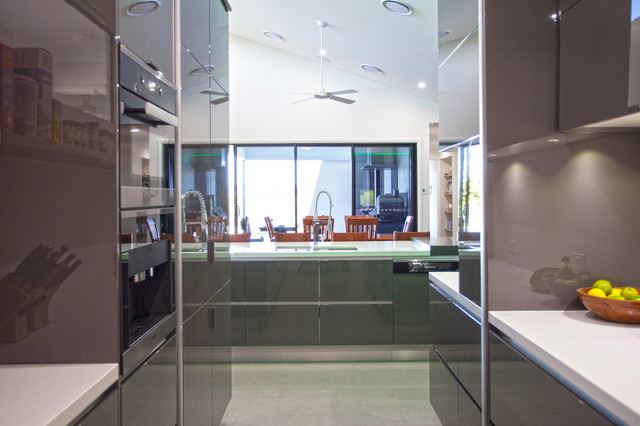 Angular Abode modern-kitchen