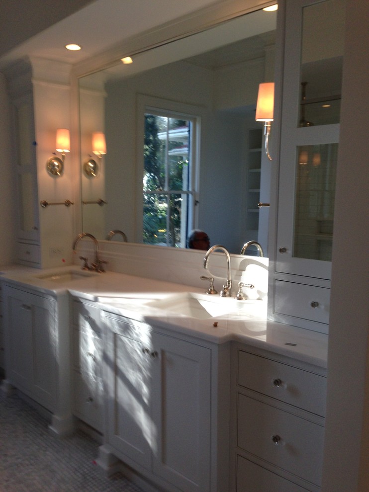 Mid-sized traditional master bathroom in Charleston with an undermount sink, beaded inset cabinets, white cabinets, marble benchtops, a double shower, a one-piece toilet, white tile, mosaic tile, grey walls and mosaic tile floors.