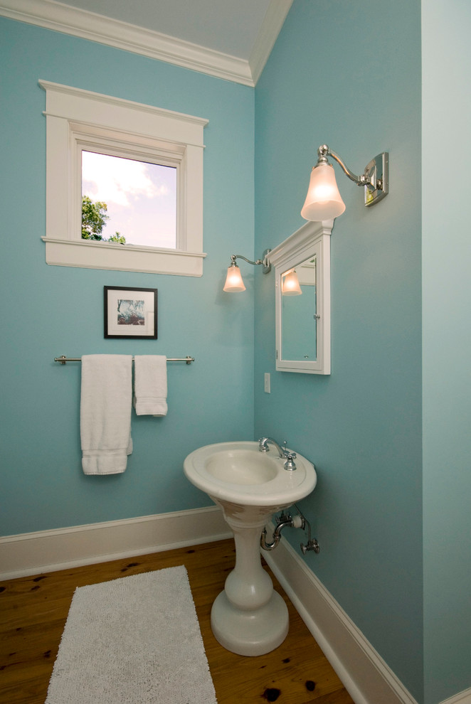 Traditional bathroom in Raleigh with a pedestal sink.