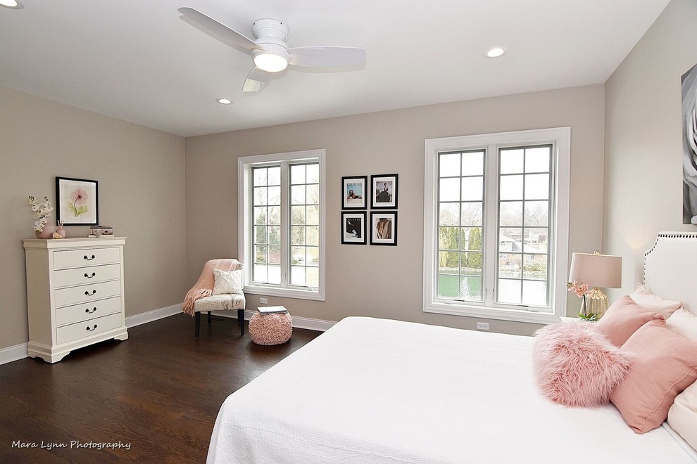 Example of a transitional bedroom design in Chicago