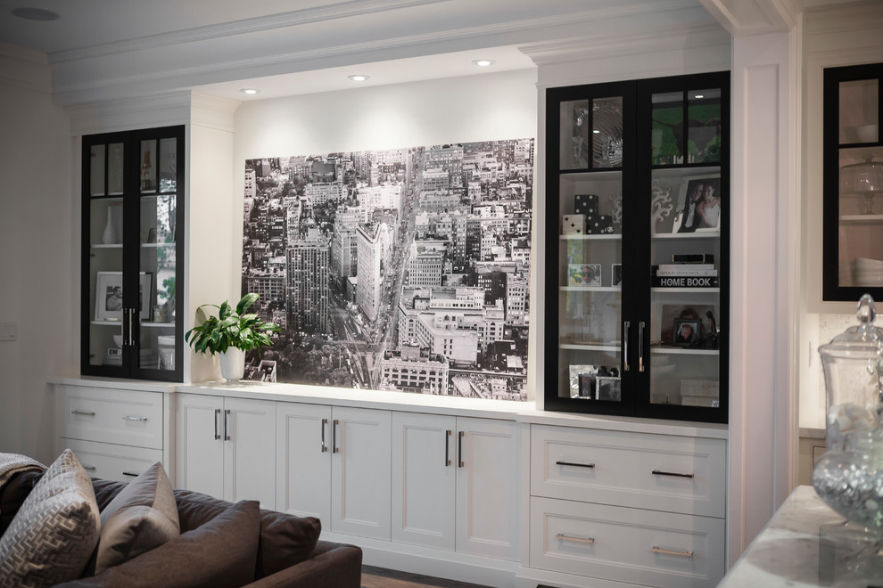 Example of a transitional kitchen design in Toronto