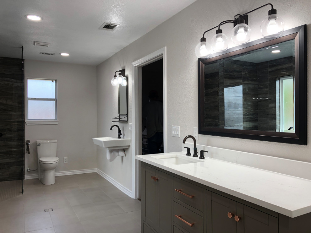 Inspiration for a transitional bathroom remodel in Austin