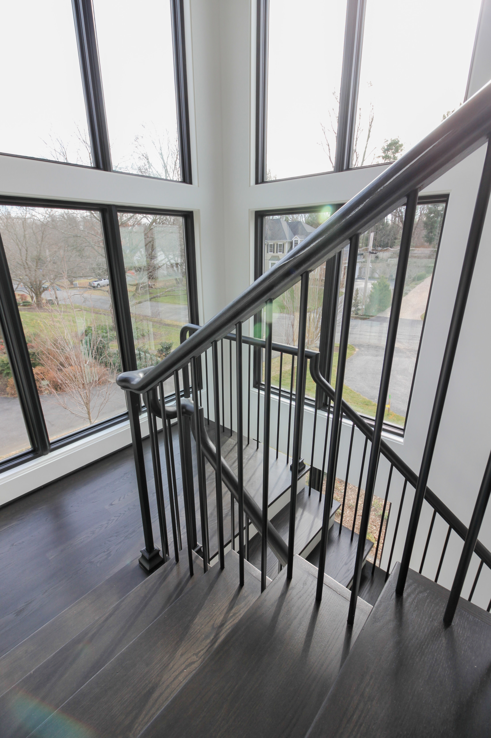 90_Classic Staircase with a Contemporary Twist, McLean VA 22101