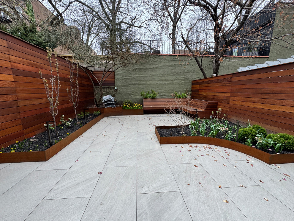 Brooklyn Heights Shady Garden