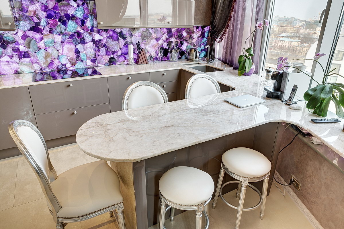 Натуральный камень в интерьере квартиры