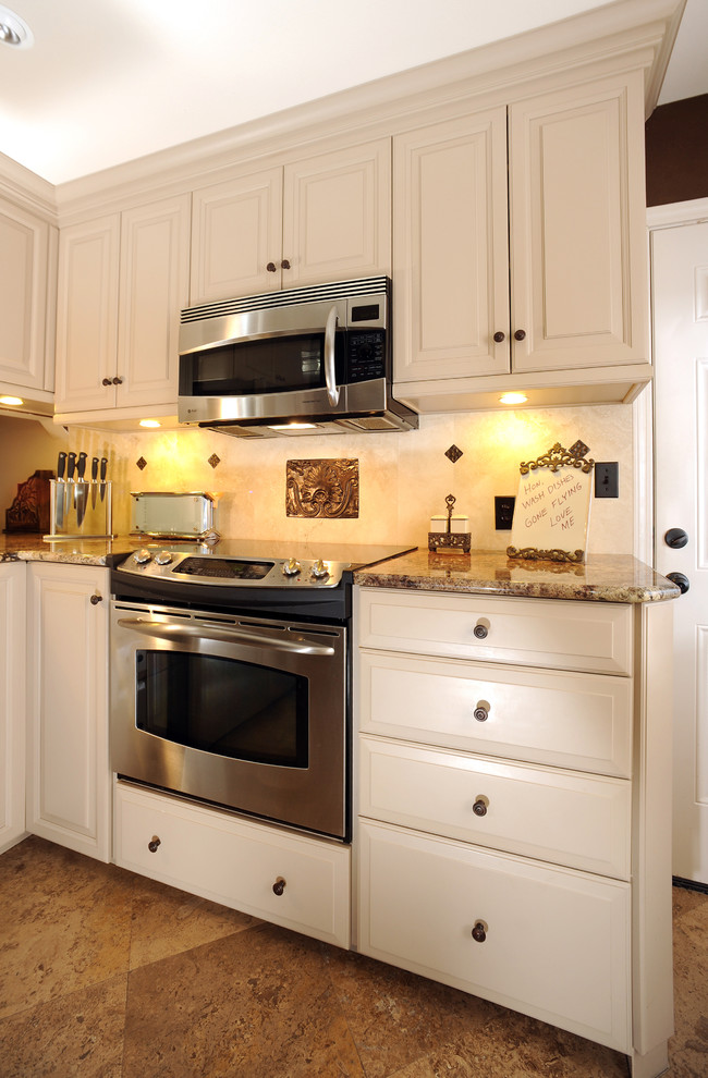 Inspiration for a transitional kitchen remodel in Miami