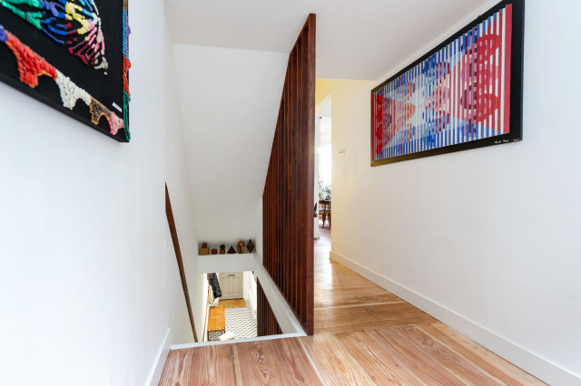2 bedroom maisonette conversion moderne-gang