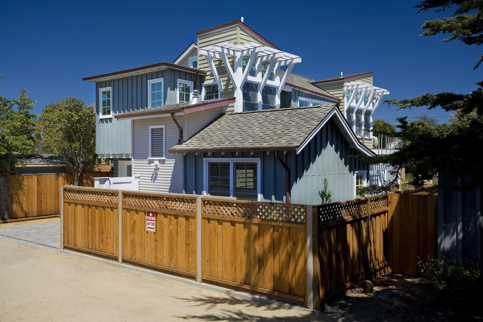 Inspiration for a beach style one-storey exterior in San Francisco.