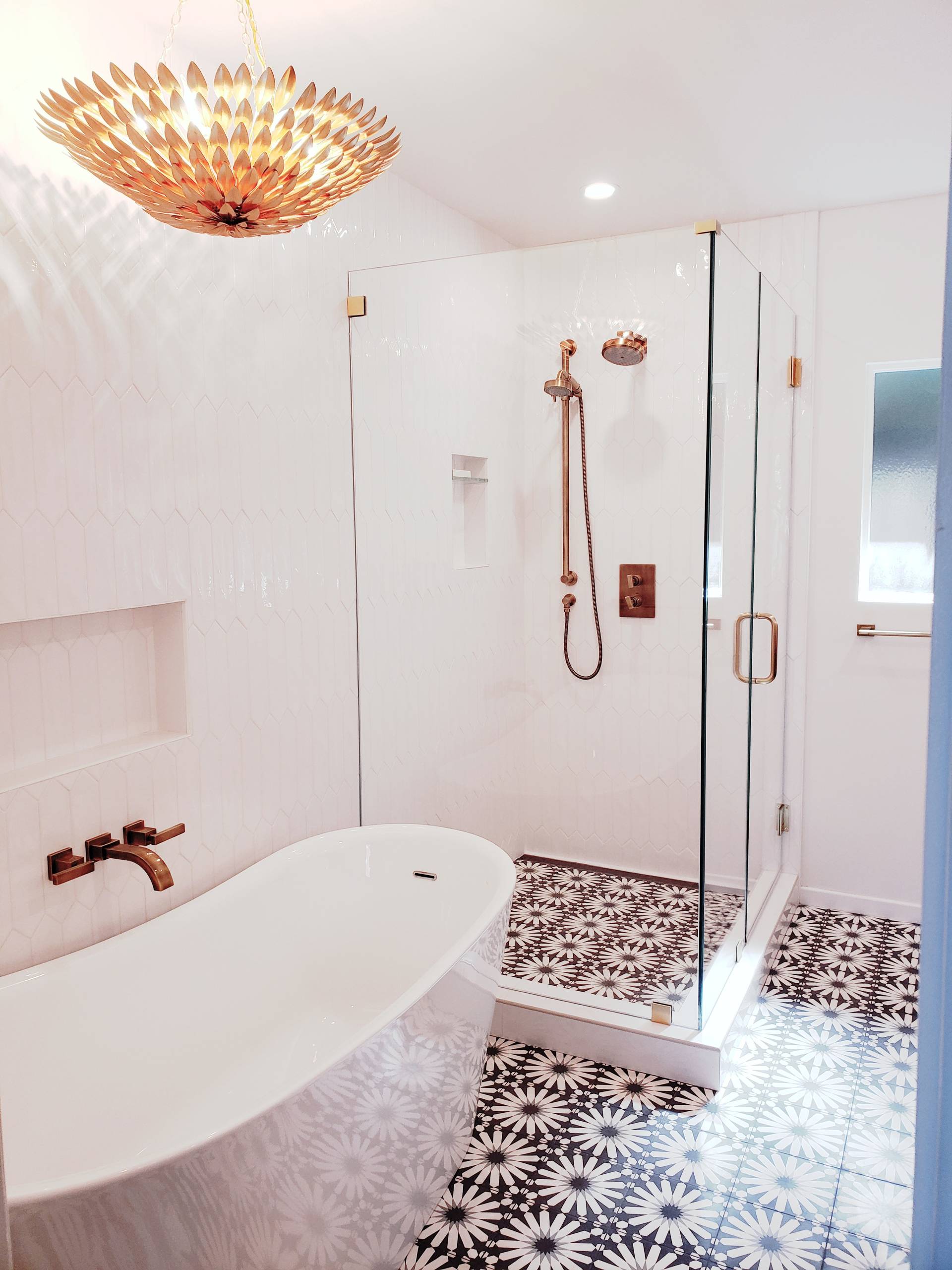 Sherman Oaks Modern bathroom