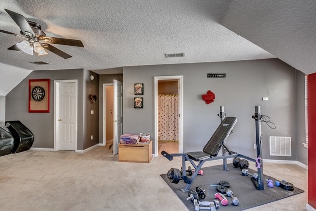 This is an example of a contemporary home gym in Jacksonville.