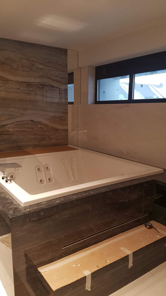 Комплексное решение (мрамор, кварцекерамика, акрил)