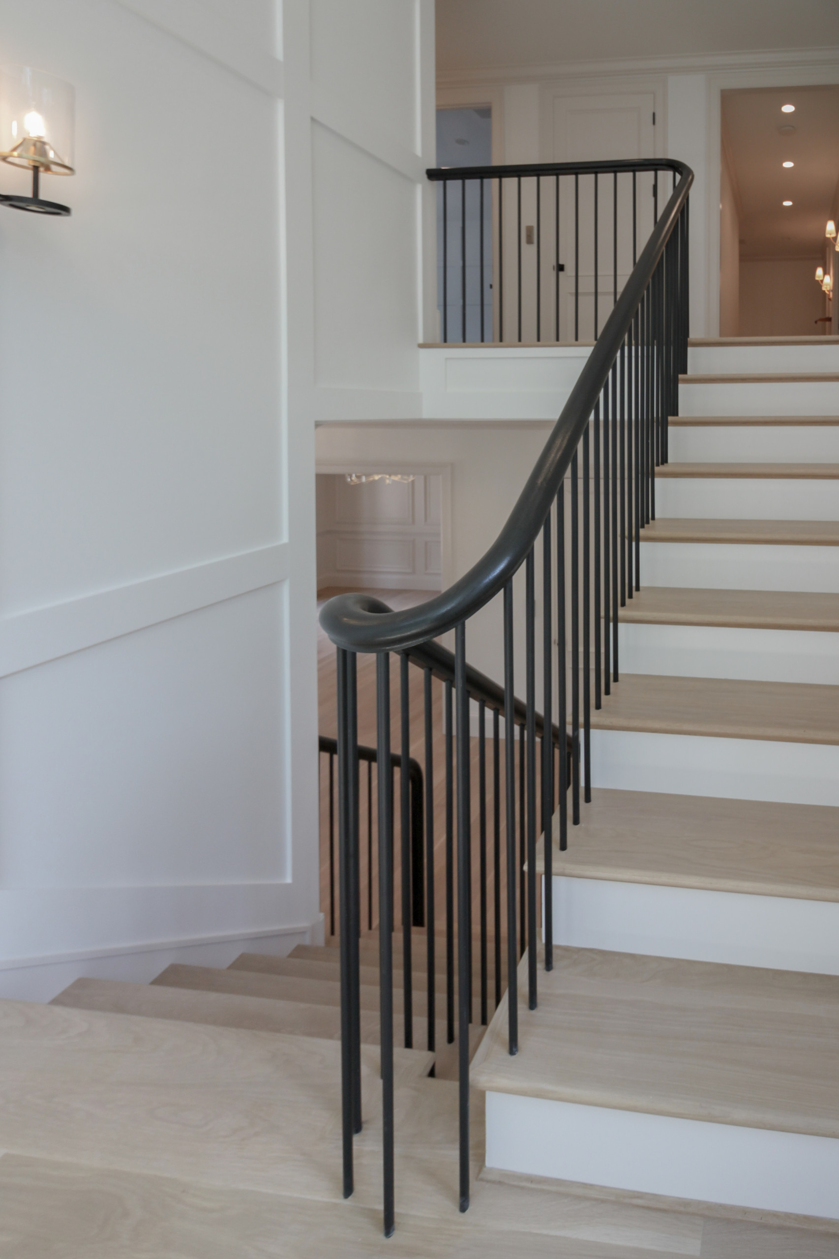 88_Clean & Modern Staircase, Arlington VA 22207