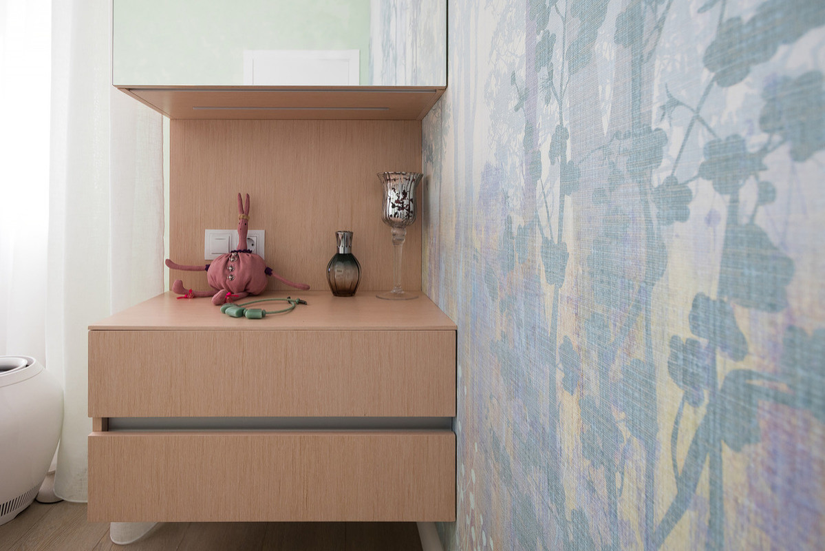 Яркий дом в пригороде